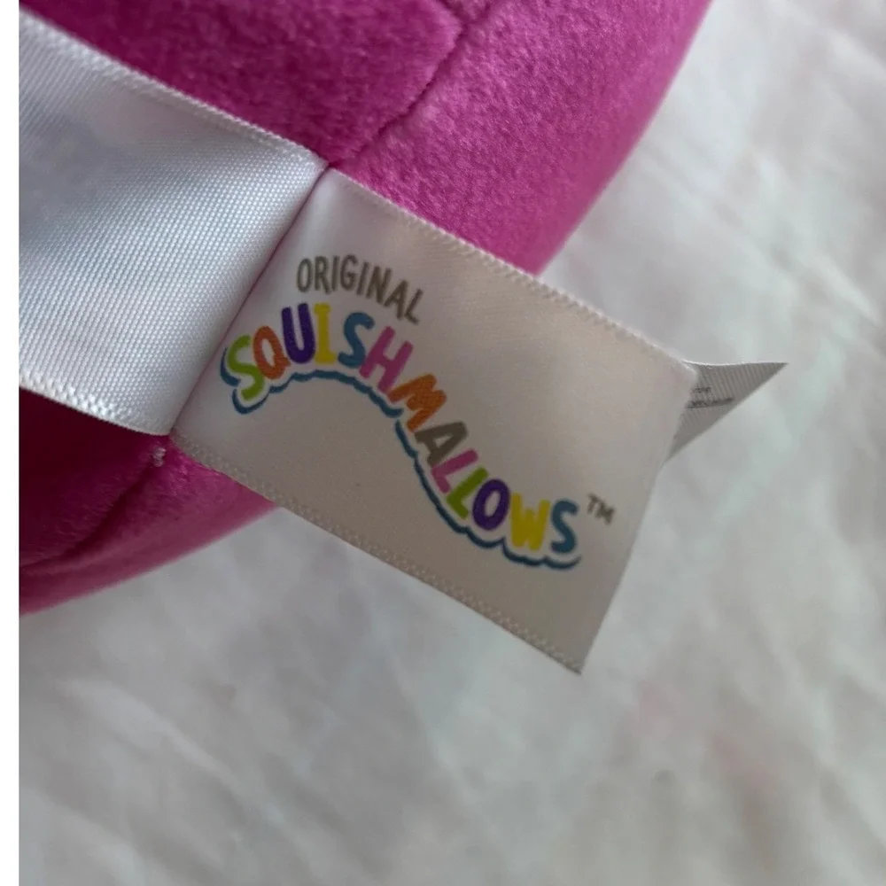 Squishmallows Tillie the Bat Bubble Yum Pink Black Plush‎ 8 Inch Kellytoy 2022